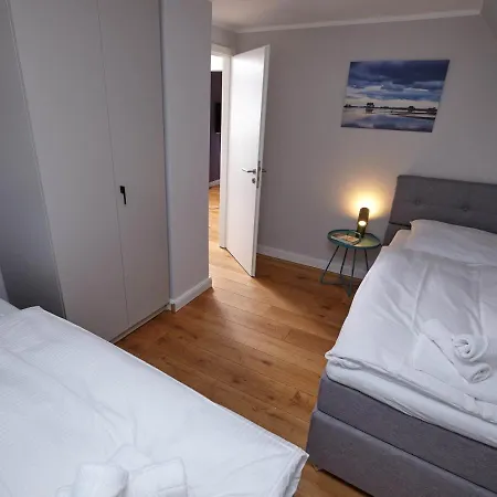 Ferienhaus Duene 10 *